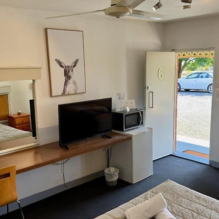 Quirindi Sunflower Motor Inn Εξωτερικό φωτογραφία