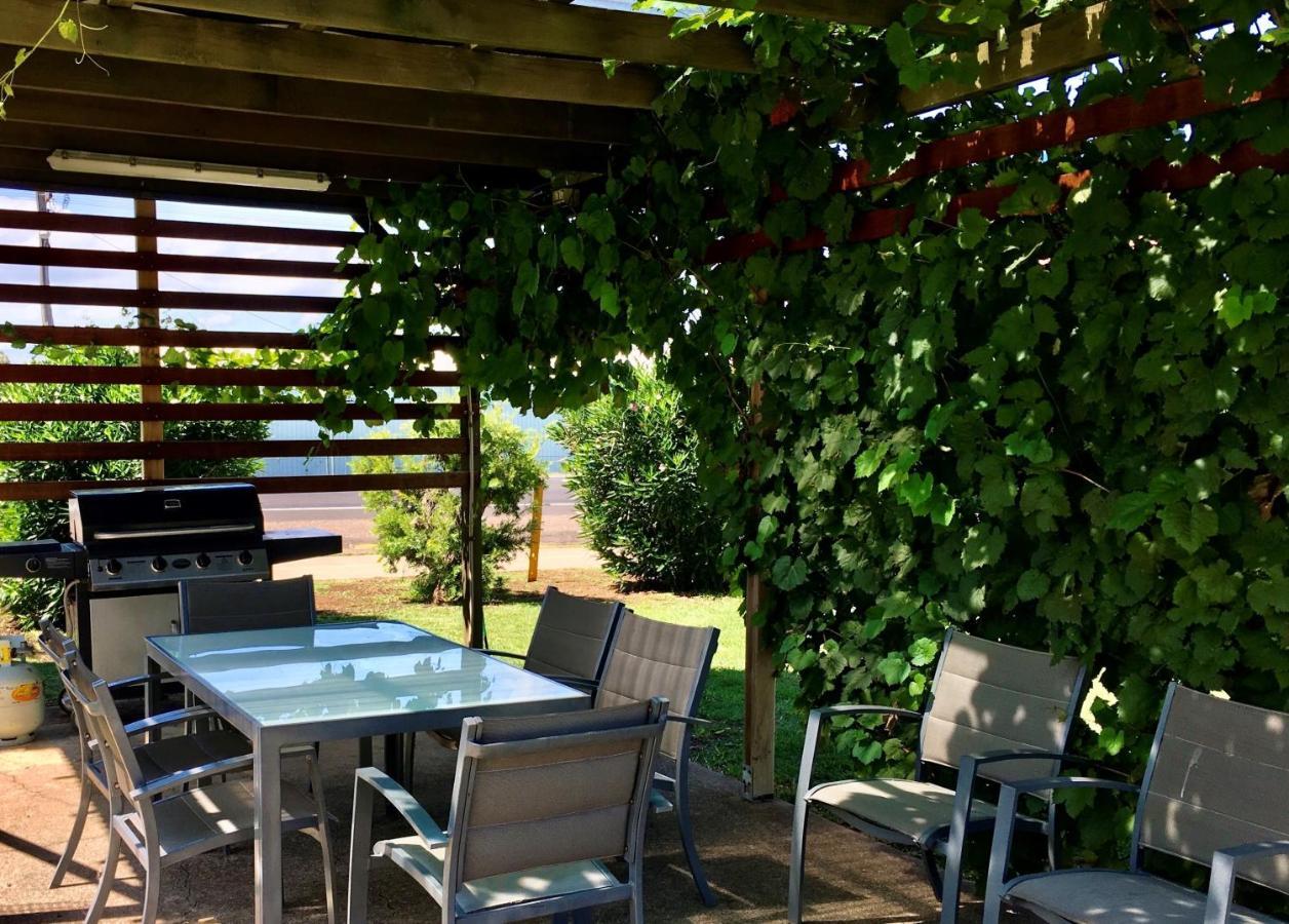 Quirindi Sunflower Motor Inn Εξωτερικό φωτογραφία